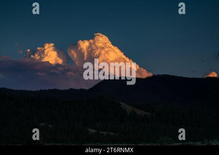 WY05772-00...WYOMING - Storm clouds building up at sunset over Shadow Mountain in the Bridger Teton National Forest. Stock Photo