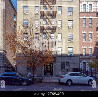 515 West 174th Street in Washington Heights, Manhattan, is a brown brick apartment building designed by Emery Roth, built 1914. Stock Photo