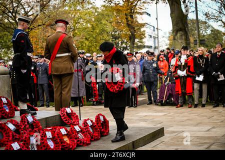 Grimsby, UK. 12th Nov, 2023. Thousands attend the annual Remembrance Sunday service held at Grimsby Cenotaph.12th November 2023 Photo by Jon Corken Credit: Jon Corken/Alamy Live News Stock Photo