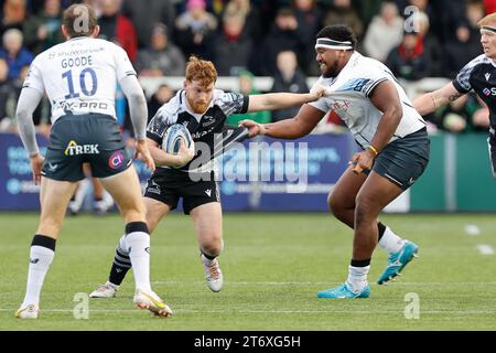 Rory Jennings of Newcastle Falcons  is caught by Eroni Mawi of Saracens during the Gallagher Premiership match between Newcastle Falcons and Saracens at Kingston Park, Newcastle on Sunday 12th November 2023. (Photo: Chris Lishman | MI News) Stock Photo