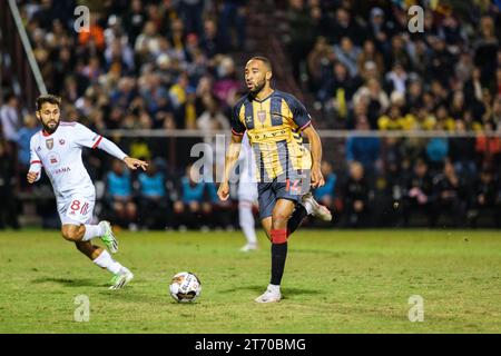 Charleston, South Carolina, USA. November 12, 2023, Charleston, South Carolina, USA: Charleston Battery defender DEREK DODSON (14) dribbles the ball up the field against the Phoenix Rising FC (Credit Image: © Maxwell Vittorio/ZUMA Press Wire) EDITORIAL USAGE ONLY! Not for Commercial USAGE! Credit: ZUMA Press, Inc./Alamy Live News Stock Photo