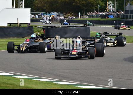 Johnny Herbert, Lotus-Cosworth 77, the car that won the 1976 Japanese GP driven by Mario Andretti, Lotus-Cosworth 88B, 75 Years of Lotus, a parade of Stock Photo