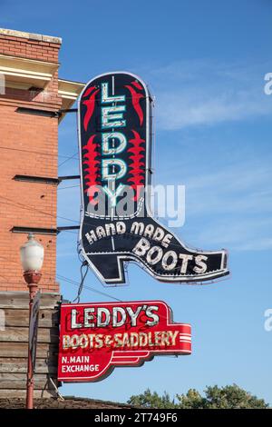 Fort Worth, Texas - November 4, 2023: neon sign of western boots shop Leddy with hand made cowboy boots at Stock Yards in Fort Worth. Stock Photo