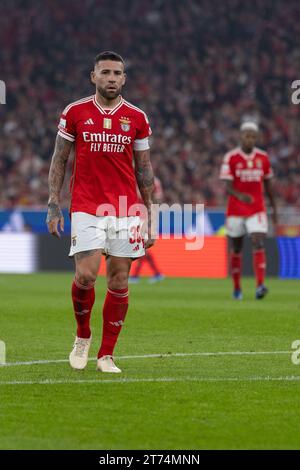 Angel Di Maria during Liga Portugal Betclic 23/24 game between SL Benfica  and FC Porto at Estadio Da Luz, Lisbon. (Maciej Rogowski Stock Photo - Alamy