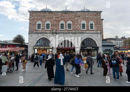 ISTANBUL, TURKEY - NOVEMBER 12, 2023: The main entrances of Egyptian Spice Bazaar in Istanbul called Mısır Çarşısı Stock Photo