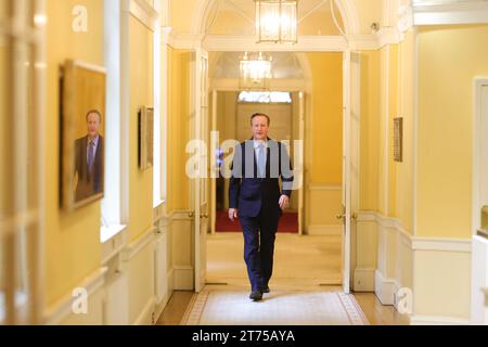 (231113) -- LONDON, Nov. 13, 2023 (Xinhua) -- David Cameron walks in 10 Downing Street in London, Britain, on Nov. 13, 2023. Former British Prime Minister David Cameron was appointed as Britain's new foreign secretary on Monday amid Prime Minister Rishi Sunak's cabinet reshuffle. (Simon Dawson/No 10 Downing Street/Handout via Xinhua) Stock Photo