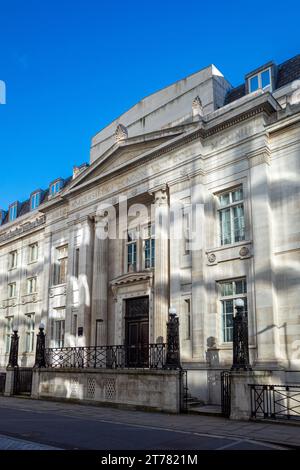 Kathleen Lonsdale Building, University College London, Bloomsbury, London. Grade II listed building housing UCL Earth Sciences. Stock Photo