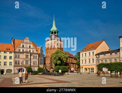 Gothic Church of St Mary seen from Rynek (Market Square) in Białogard in Pomerania, West Pomeranian Voivodeship (Zachodniopomorskie), Poland Stock Photo