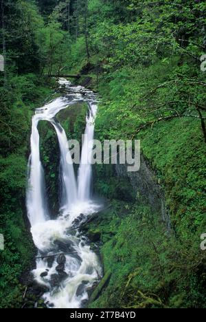 Triple Falls, Mt Hood National Forest, Columbia River Gorge National Scenic Area, Oregon Stock Photo