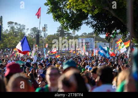 Crowds of young pilgrims from all over the world leaving Parque Eduardo VII after the Welcome Ceremony of World Youth Days 2023 in Lisbon, Portugal. Stock Photo