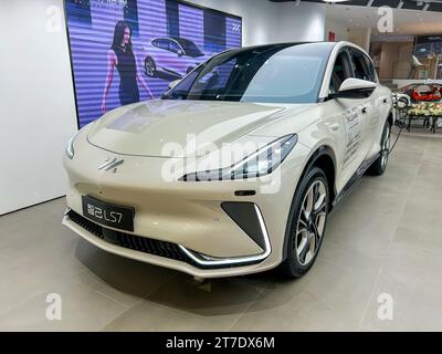 Beijing, China, New Car Showroom, Chinese Electric Car on Display, Zhiji LS7 Model, Wangfujing Shopping Mall, china capitalism, electric cars new Stock Photo