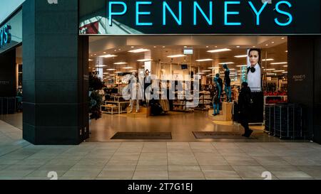 Primark Retail Store Window With Mannequins Displaying The Latest 