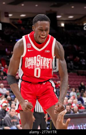 Ohio State guard Scotty Middleton (0) and Wisconsin forward Tyler Wahl ...