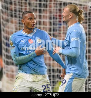 London, UK. 12 Nov 2023 - Chelsea v Manchester City - Premier League - Stamford Bridge.                                                                     Manchester City's Manuel Akanji celebrates scoring his goal during the Premier League match against Chelsea.                                       Picture Credit: Mark Pain / Alamy Live News Stock Photo