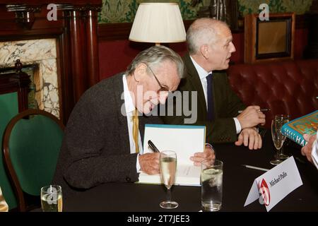 Michael Palin & Bob Cryer at The Oldie Literary Lunch 14-11-23 Stock Photo