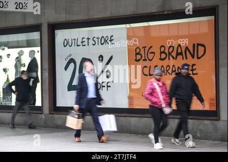 New Street, Birmingham November 16th 2023 - Sale posters in Birmingham city centre shops on the run-up to Black Friday. Pic by Credit: Stop Press Media/Alamy Live News Stock Photo