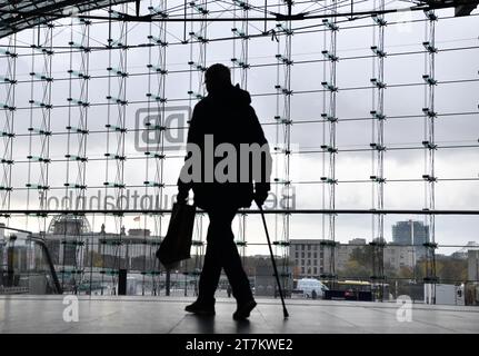Berlin, Germany. 16th Nov, 2023. A man walks at Berlin Central Train Station in Berlin, Germany, Nov. 16, 2023. Germany is bracing for a short-notice nationwide rail strike that is scheduled to start on Wednesday evening local time and last 20 hours. Credit: Ren Pengfei/Xinhua/Alamy Live News Stock Photo