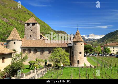 Maretsch Castle, Schloss Maretsch, Castel Mareccio. Bozen (Bolzano), South Tyrol (Alto Adige, Südtirol), Italy Stock Photo