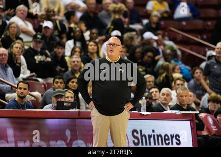 Charleston, South Carolina, USA. 16th Nov, 2023. Wake Forest Demon Deacons head coach Steve Forbes during game 4 of the Charleston Classic at TD Arena (Credit Image: © Maxwell Vittorio/ZUMA Press Wire) EDITORIAL USAGE ONLY! Not for Commercial USAGE! Stock Photo