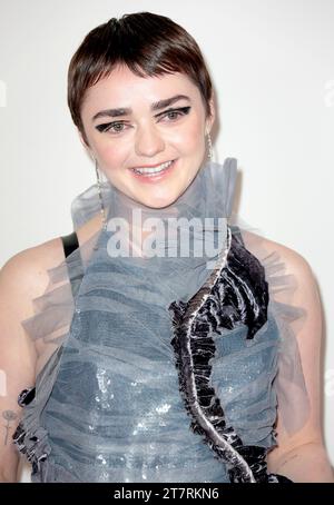 Maisie Williams Attending The Fashion Awards 2023 Presented By Pandora maisie-williams-attending-the-fashion-awards-2023-presented-by-pandora