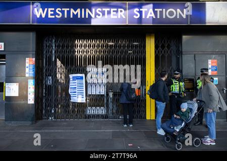 Westminster Underground station closed due disruption caused by the Pro Palestine and counter protesters on Armistice Day, Nov 11th 2023. Stock Photo