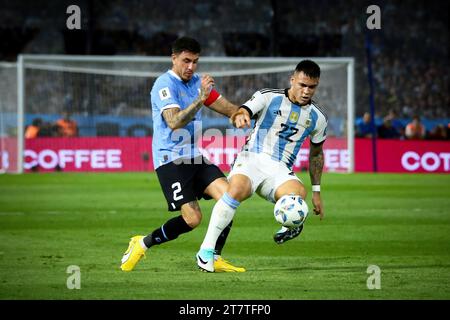 Buenos Aires, Argentina. 16th Nov, 2023. Jose Maria Gimenez of Uruguay (L) and Lautaro Martinez of Argentina (R) seen in action during the match between Argentina and Uruguay as part of FIFA World Cup 2026 Qualifier at Estadio Alberto J. Armando in La Boca. Final score: Argentina 0 - 2 Uruguay Credit: SOPA Images Limited/Alamy Live News Stock Photo