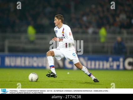 FOOTBALL - FRENCH CHAMPIONSHIP 2002/03 - 021116 - OLYMPIQUE LYONNAIS v GIRONDINS BORDEAUX - EDMILSON (LYON) - PHOTO LAURENT BAHEUX / FLASH PRESS Stock Photo