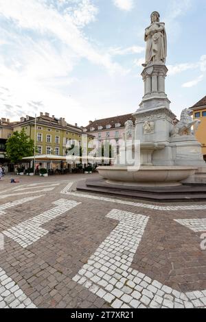 Piazza Walther, Bolzano (Bozen), Bozen district, Sudtirol (South Tyrol), Italy, Europe Stock Photo