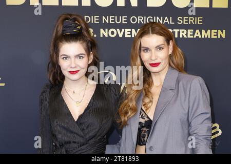 Klaudia Giez und Rebecca Kunikowski bei der „One Billion Dollar“ (Paramount+) Serien Premiere am 17.11.2023 in Berlin Stock Photo