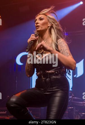 Wolverhampton, United Kingdom. 17th November 2023, Event: KKs Steel Mill. “The Answer” with support from “KIRA MAC”.  PICTURED: Kira Mac  Credit: Mark Dunn/Alamy Live News Stock Photo