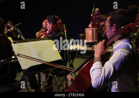 OBRA MUSICAL EL ONIRONAUTA Quito, viernes 17 de noviembre del 2023 Presentacion del Director Omar Sanchez Espinosa, con su obra el Onironauta, la Sinfonia del mundo de los suenos, con la participacion de 18 musicos en escena, en la Compania Nacional de Danza. Fotos:Rolando Enriquez/API Quito Pichincha Ecuador ACE-OBRAMUSICALELONIRONAUTA-d4c00fc55ce2082e79a03b45e0a4fab4 *** MUSICAL WORK EL ONIRONAUTA Quito, Friday, November 17, 2023 Presentation of the Director Omar Sanchez Espinosa, with his work el Onironauta, the Symphony of the world of dreams, with the participation of 18 musicians on stag Stock Photo