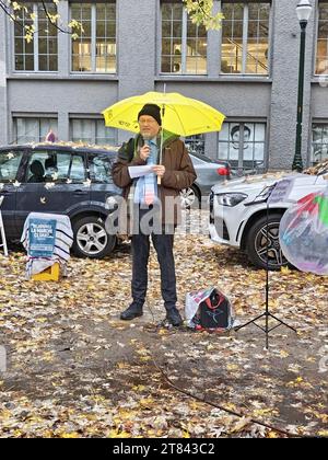 Brussels, Belgium. 18th Nov, 2023. Belgian academic climatologist Jean-Pascal van Ypersele pictured during the Youth for Climate protest, in Brussels, on Saturday 18 November 2023. BELGA PHOTO YOERI MAERTENS Credit: Belga News Agency/Alamy Live News Stock Photo