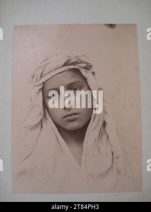 Tirage Albuminé Vintage - Portrait De Von Gloeden - Circa 1890 - Format 17,1x22,6 Cm - Original