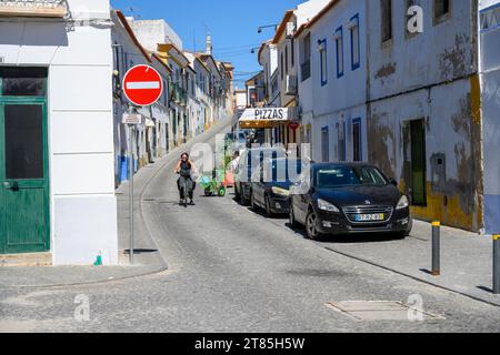 Cobble stones, Redondo, Portugal Redondo is a municipality located in the Évora District of Portugal. Its history dates back centuries, with evidence Stock Photo