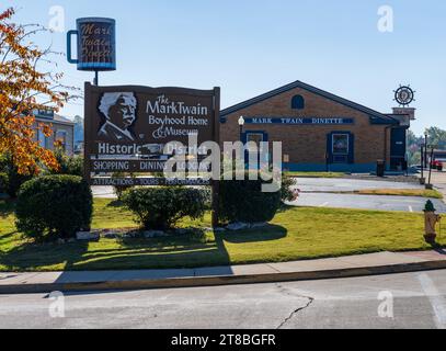 Hannibal, MO - 20 October 2023: Sign to Mark Twain boyhood home and museum visitor center in Missouri Stock Photo