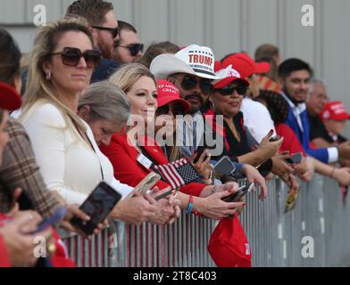 Edinburg, TX, USA. 19th Nov, 2023. A crowd waits for the arrival of Donald Trump (not shown) take the podium at South Texas International Airport Sunday, Nov. 19 2023 in Edinburg, Texas. Credit: ZUMA Press, Inc./Alamy Live News Stock Photo