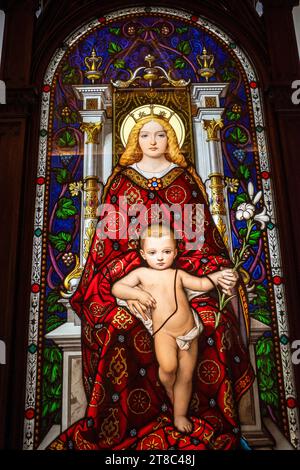 Madonna and child stained glass artwork in the Vaticann museum Stock Photo