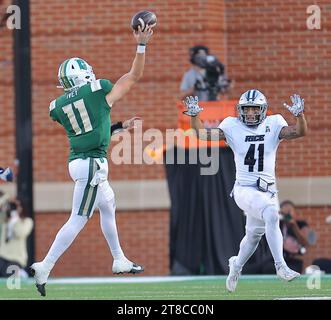November 18, 2023: UNC - Charlotte junior Dontez Fagan (12) looks to ...