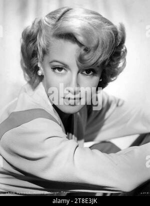 Julia Jean "Lana" Turner Stock Photo - Alamy