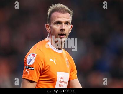 Blackpool's Jordan Rhodes during the Sky Bet League One match at Bloomfield Road, Blackpool. Picture date: Saturday November 18, 2023. Stock Photo