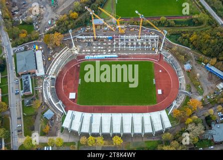 Luftbild, Lohrheidestadion Fußballplatz und Leichtathletikstadion der SG Wattenscheid 09, Baustelle mit Neubau Westtribüne, Leithe, Bochum, Ruhrgebiet, Nordrhein-Westfalen, Deutschland ACHTUNGxMINDESTHONORARx60xEURO *** Aerial view, Lohrheidestadion soccer pitch and athletics stadium of SG Wattenscheid 09, construction site with new west stand, Leithe, Bochum, Ruhr area, North Rhine-Westphalia, Germany ATTENTIONxMINDESTHONORARx60xEURO Credit: Imago/Alamy Live News Stock Photo