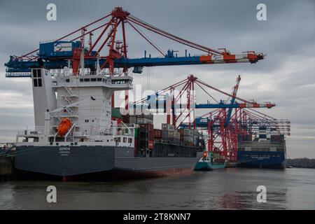 Hamburg, Germany  17 March 2023,  Large container ships are loaded at the port of Hamburg Stock Photo