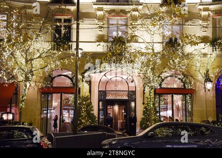 Paris, France. 20th Nov, 2023. Avenue Montaigne Christmas lights unveiling in Paris, France on November 20, 2023 Photo by Alain Apaydin/ABACAPRESS.COM Credit: Abaca Press/Alamy Live News Stock Photo