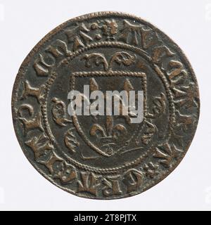 Counting token with three lily flowers, XIIIth-XVth century, Numismatic, Token (numismatic), Bronze, Dimensions - Work: Diameter: 2.5 cm, Weight (type dimension): 2.945 g Stock Photo