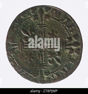 Counting token with fleur-de-lys shield and cross, 13th-15th century, Numismatics, Coinage, Bronze, Dimensions - Work: Diameter: 2.4 cm, Weight (type size): 1.75 g Stock Photo