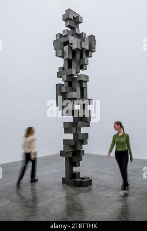 London, UK. 21st Nov, 2023. Strand 2023 - Antony Gormley Body Politic at White Cube Bermondsey. Credit: Guy Bell/Alamy Live News Stock Photo