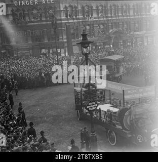 The WRAF on parade in London at the end of World War I, 1918 Stock Photo