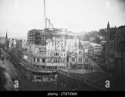 Willis and Boulcott Streets, Wellington, New Zealand, with the Hotel St George under construction, 1930 Stock Photo