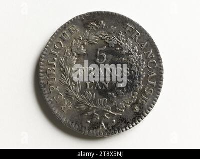Five-franc piece with Hercules, year IV (1796), Dupré, Augustin or Auguste, Engraver in medals, Array, Numismatics, Currency, Dimensions - Work: Diameter: 3.7 cm, Weight (type dimension): 24.94 g Stock Photo