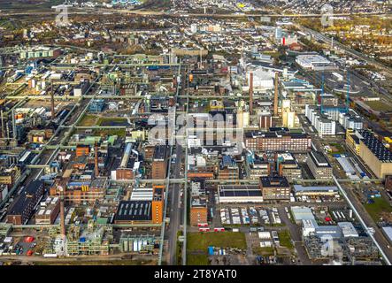 Luftbild, Chempark Leverkusen Chemiepark ehemals Bayerwerk Industrieanlage, Wiesdorf, Leverkusen, Rheinland, Nordrhein-Westfalen, Deutschland ACHTUNGxMINDESTHONORARx60xEURO *** Aerial view, Chempark Leverkusen Chemical Park formerly Bayerwerk industrial plant, Wiesdorf, Leverkusen, Rhineland, North Rhine-Westphalia, Germany ATTENTIONxMINDESTHONORARx60xEURO Credit: Imago/Alamy Live News Stock Photo